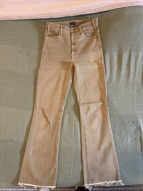 Mother High-Rise Hustler Jeans in prairie color
